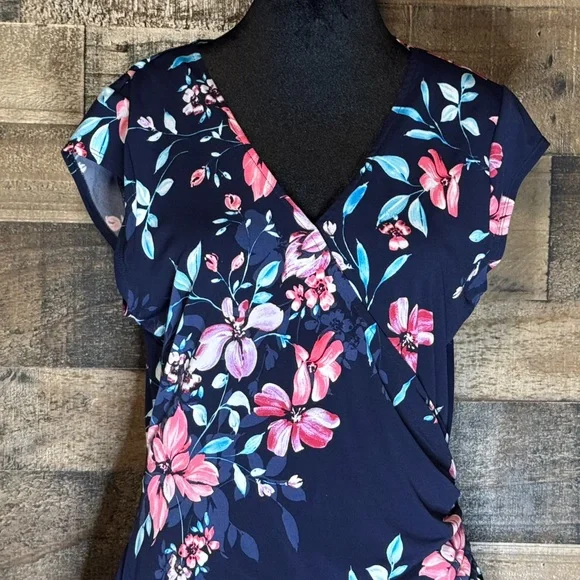 Robbie Bee Women's Navy Blue Pink Floral V Neck Dress Ruffled Size L AB 531 - Picture 2 of 7